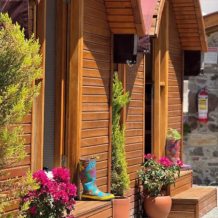 Vasvija Hotel *