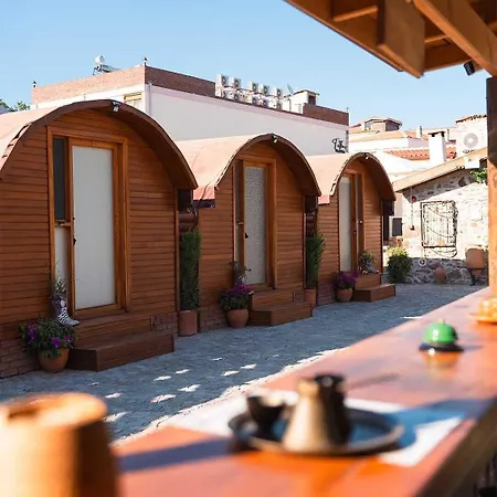 Hotel Vasvija *