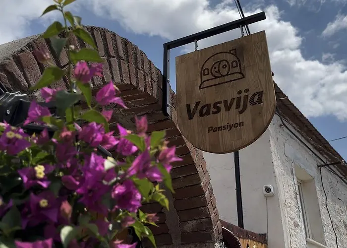 Vasvija * Küçükköy